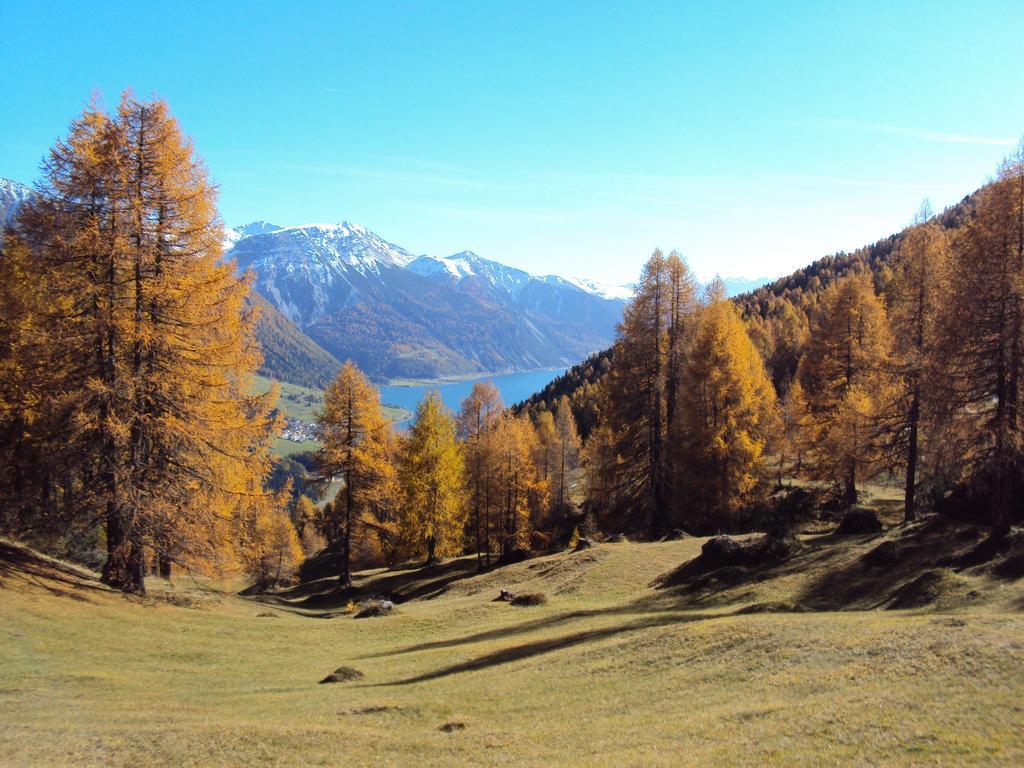 Haus Fliri Hotell Graun im Vinschgau Exteriör bild