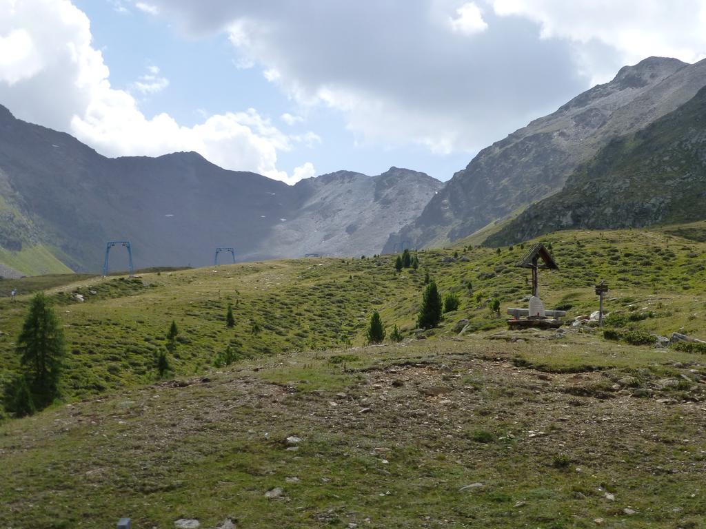 Haus Fliri Hotell Graun im Vinschgau Exteriör bild